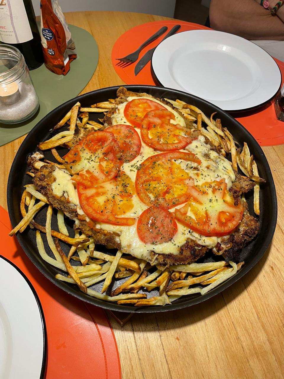 Milanesa a la Napolitana con Papas Fritas
